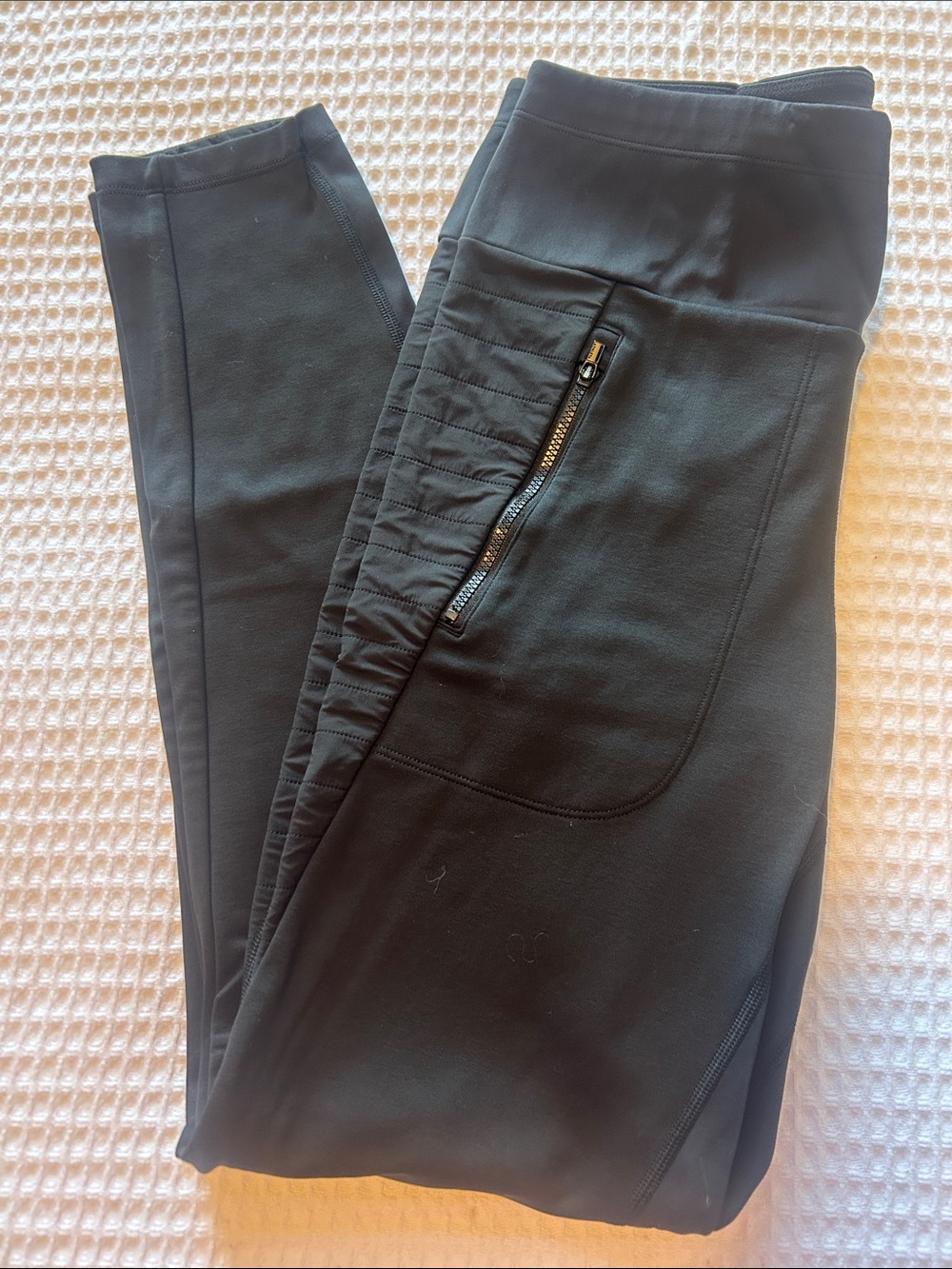 Athleta Black Leggings with Zip Pocket